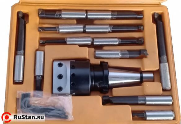 Расточная головка(с набором расточных резцов из 12 шт.) конус ISO40 фото №1
