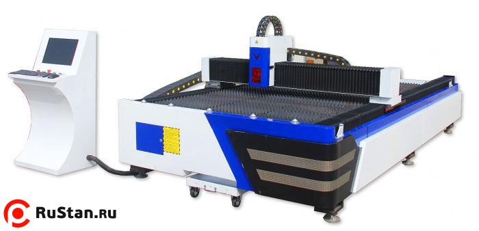 Лазерный станок для резки металла GM-F1530 2200Вт с ЧПУ фото №1