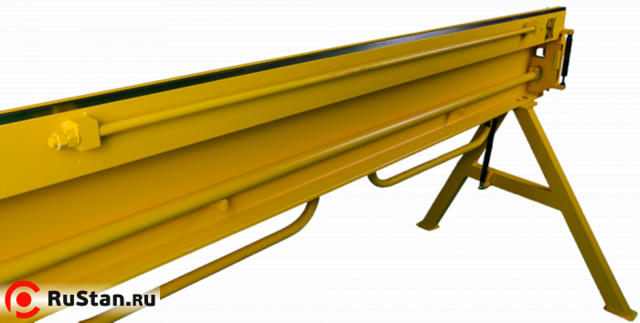 Массивная прижимная балка дополнительно усилена тягой фото №8 Массивная прижимная балка дополнительно усилена тягой фото №8