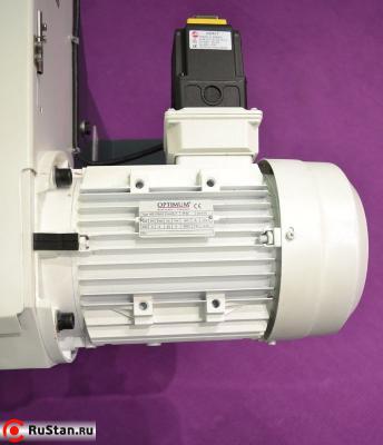 Ленточно-шлифовальный станок Optimum BSM 150 - электродвигатель станка фото №7 Ленточно-шлифовальный станок Optimum BSM 150 - электродвигатель станка фото №7