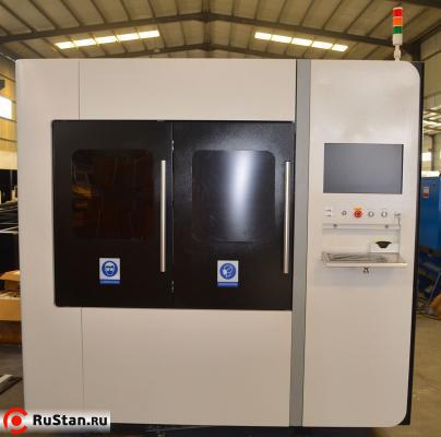 Лазерный станок для резки металла с автофокусом Raptor SFL9013 Raycus 3000 Вт фото №2 Raptor SFL9013 (3000 Вт Raycus) фото №2
