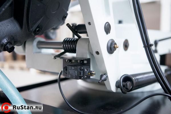 Датчик выключения станка в нижнем положении пильной рамы фото №19 Stalex BS-1018R фото №19