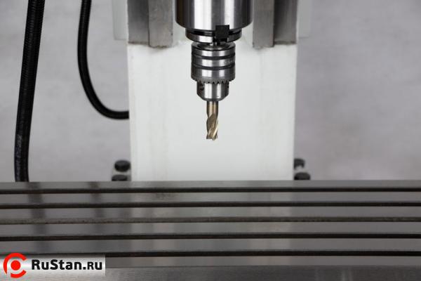 Вертикальный фрезерный станок по металлу VISPROM FPV-50 фото №3 VISPROM FPV-50 фото №3