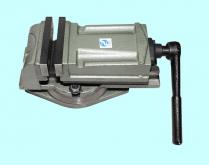 Тиски Станочные 125мм чугунные поворотные с закрытым винтом, ход 100мм LTH125 (Q12) 